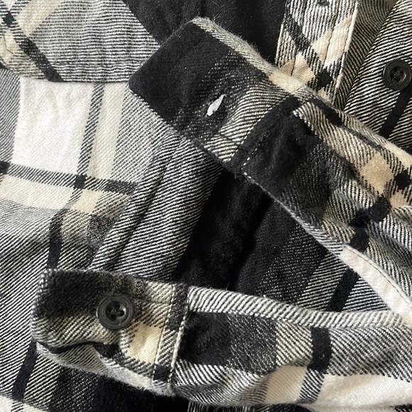 Plaid button down shirt - Picture 4 of 5